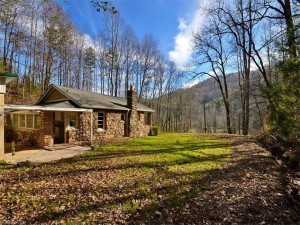 May Day Celebration & Farmstead Open House @ Two Sisters Farmstead School | Candler | North Carolina | United States